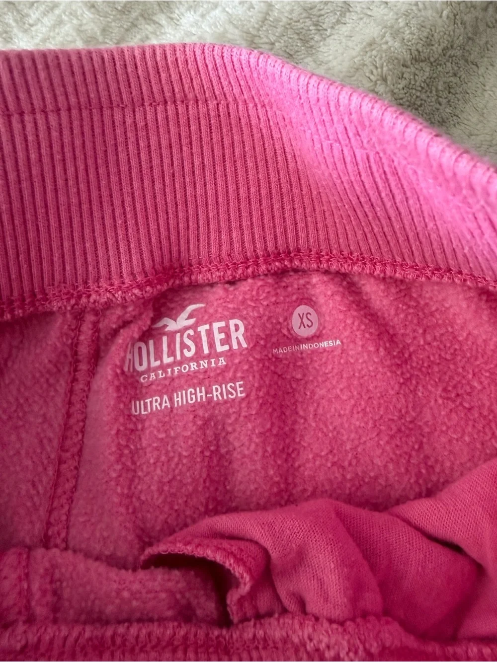 Hollister Hot Pink Knit Pull-On Athletic Shorts - Picture 3 of 5